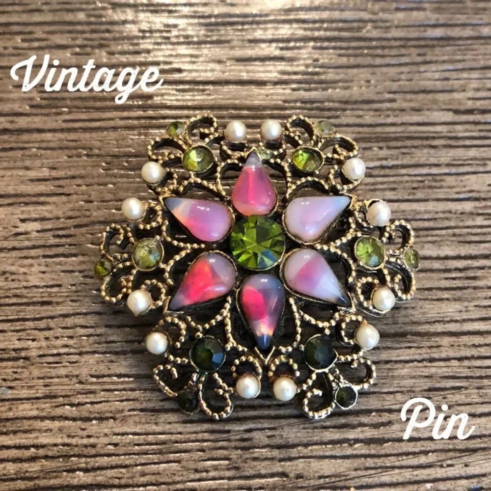 Vintage Floral Filigree Pin Rhinestones Faux Pearl